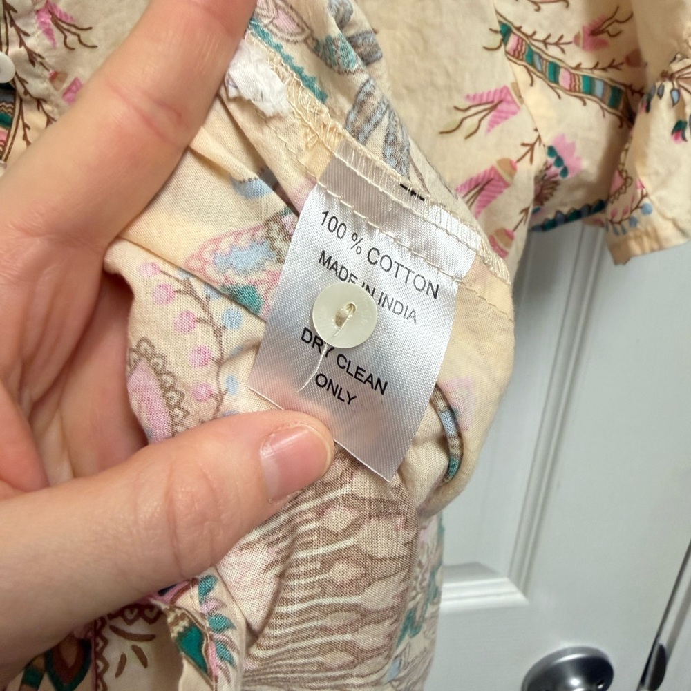 Mille Resort & Travel Pattern Button Down Ruffle Blouse - Picture 8 of 11